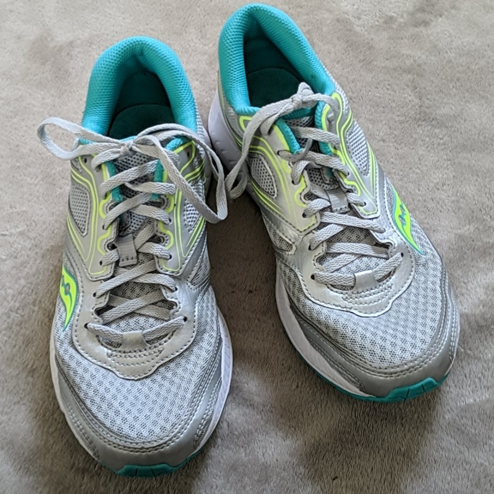 Saucony Sneakers